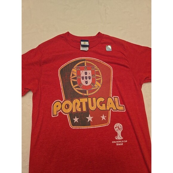 Portugal Brasil FIFA World Cup 2014 Brazil Soccer T Shirt Ronaldo Red Small NEW - Picture 3 of 8